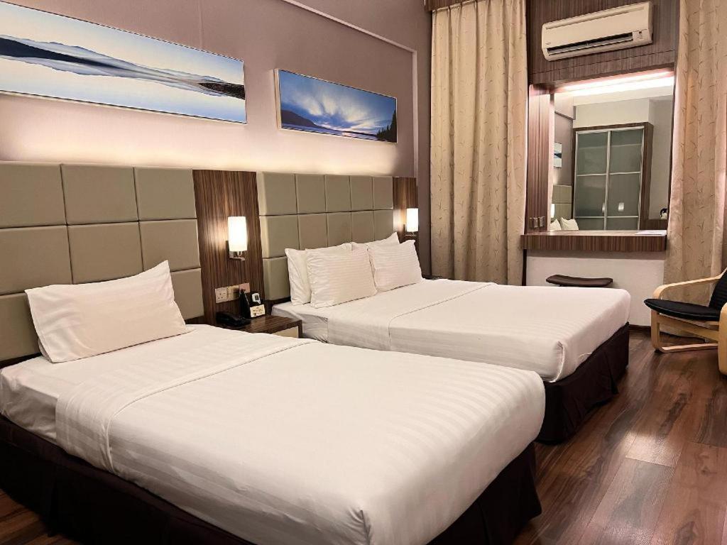באטו פאהאט The Landmark Hotel מראה חיצוני תמונה