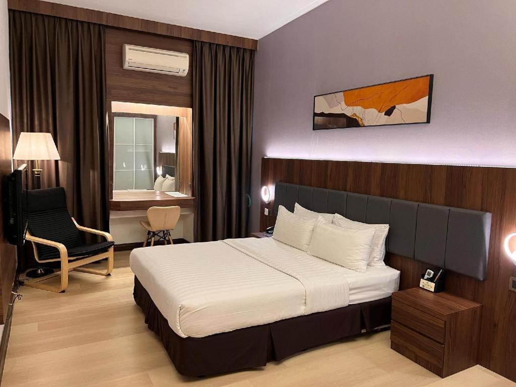 באטו פאהאט The Landmark Hotel מראה חיצוני תמונה