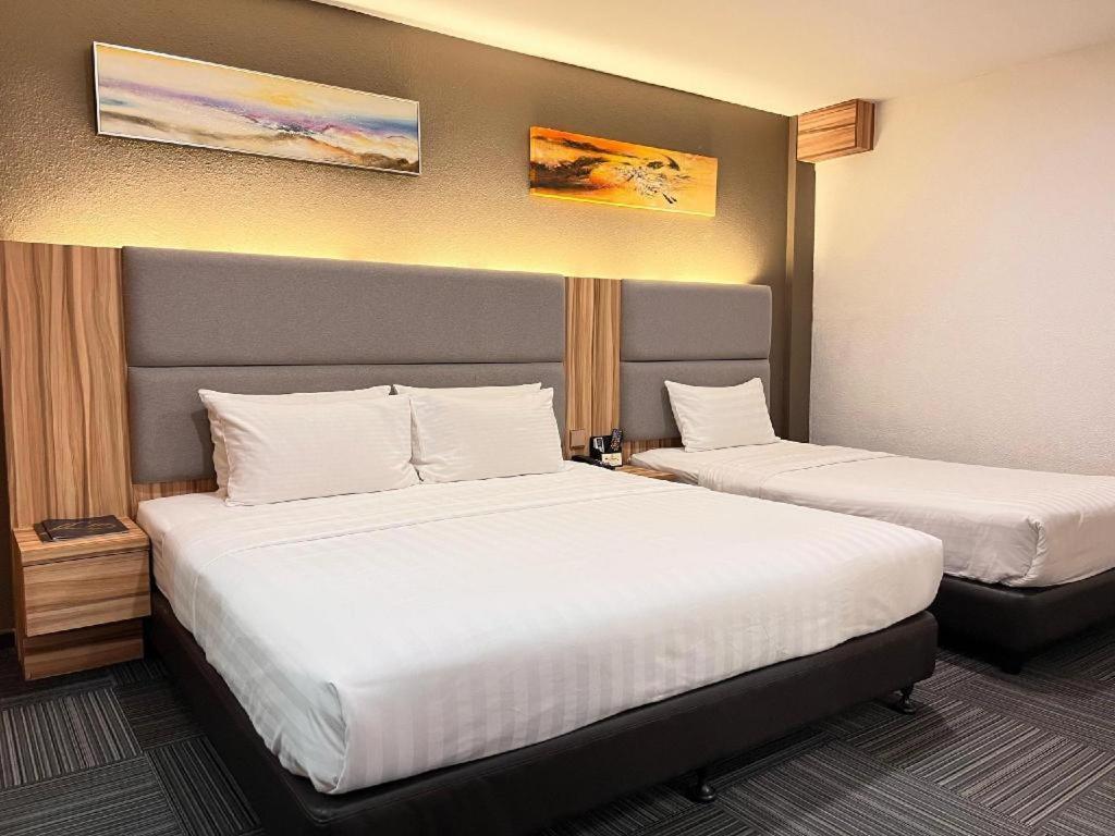 באטו פאהאט The Landmark Hotel מראה חיצוני תמונה